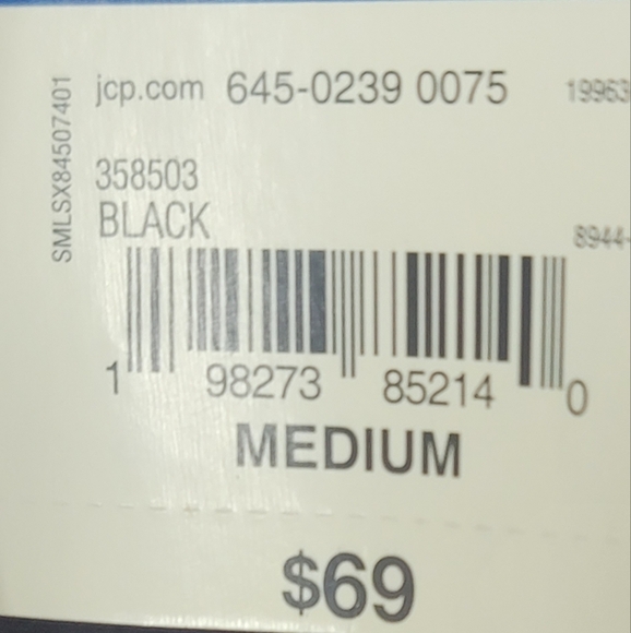 Arizona Womens Puffer Vests Juniors Medium Black - Picture 8 of 8